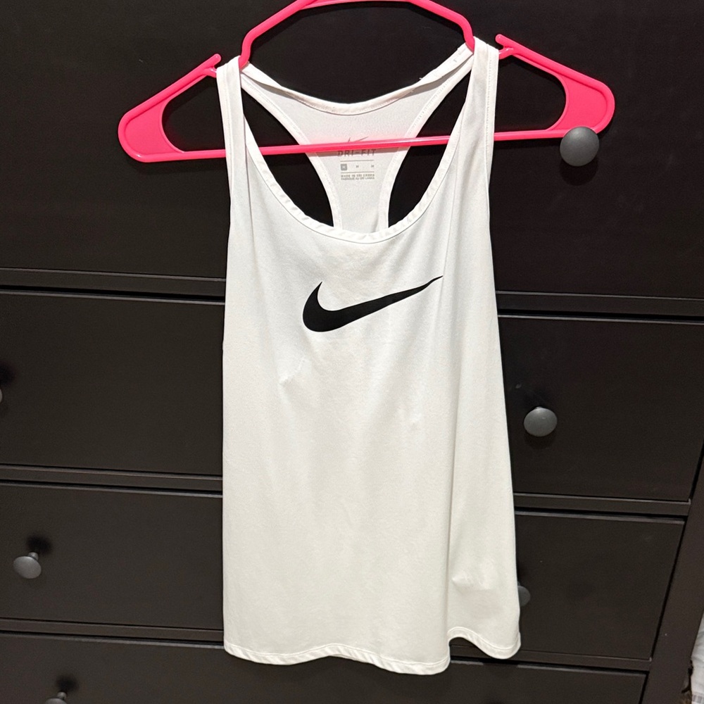 🌸Nike White Racerback Tank